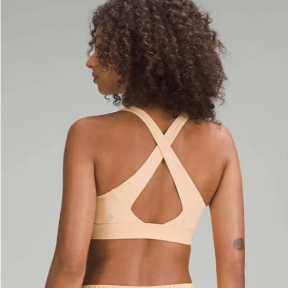 Lululemon Envital Bra *Medium Support B/C Cup
Summer Glow Size 4  No Pads EUC